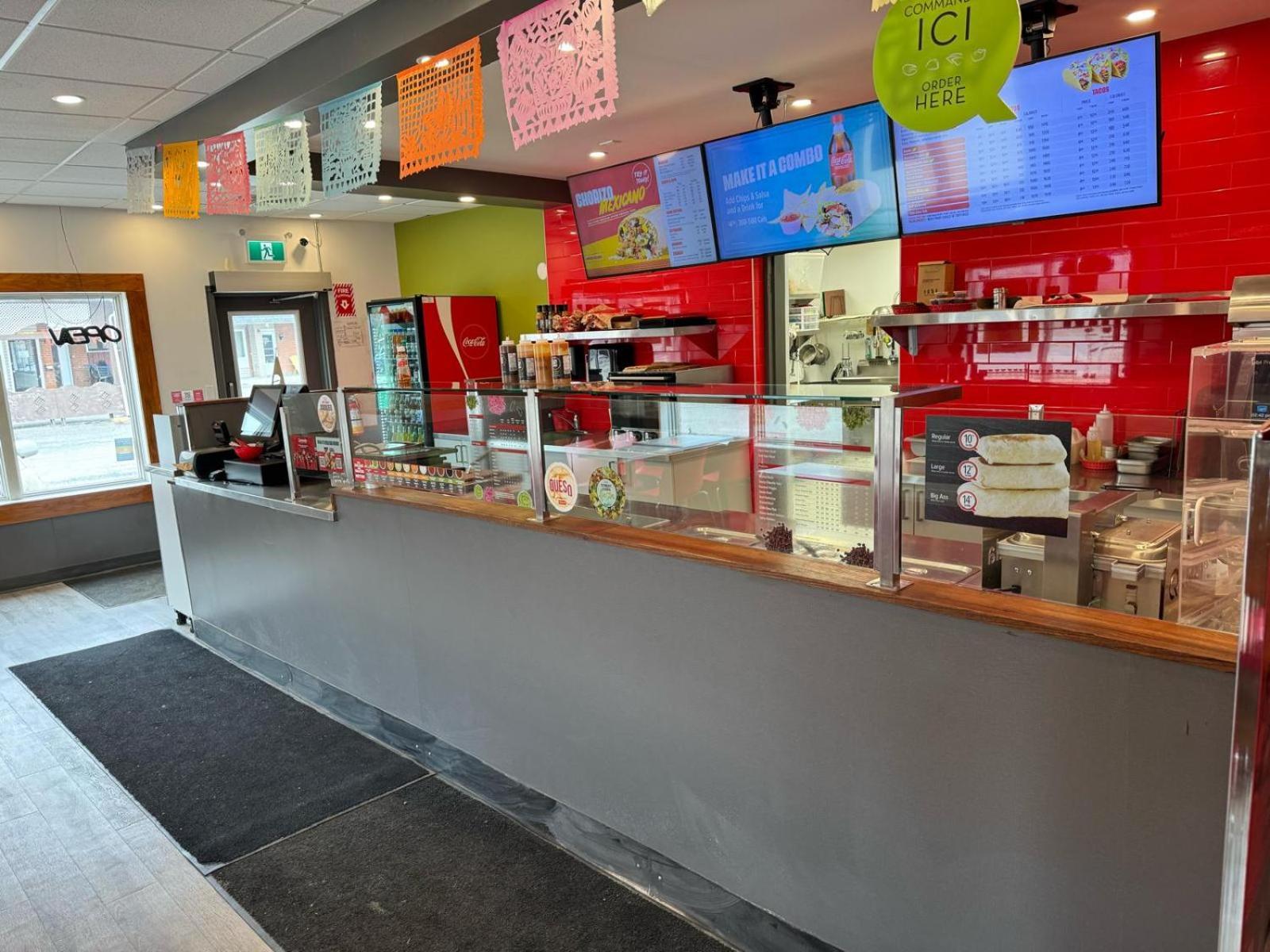 Travel Inn Cochrane Екстериор снимка