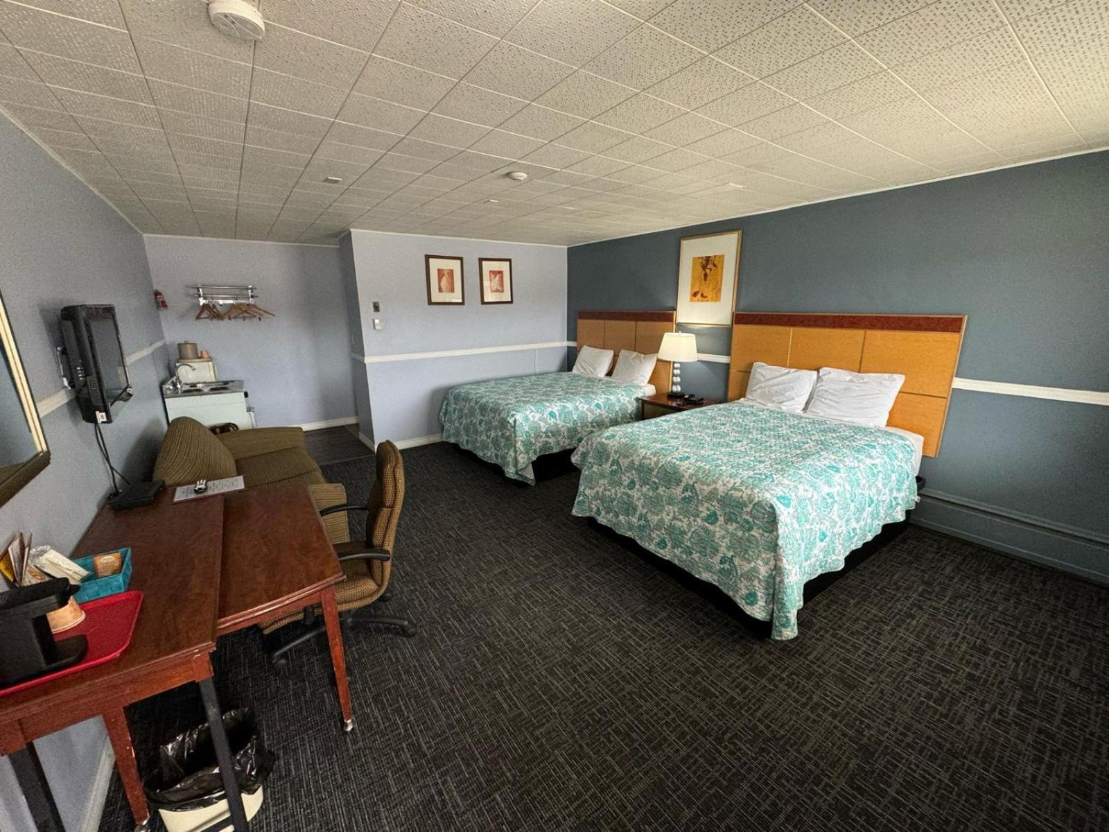Travel Inn Cochrane Екстериор снимка