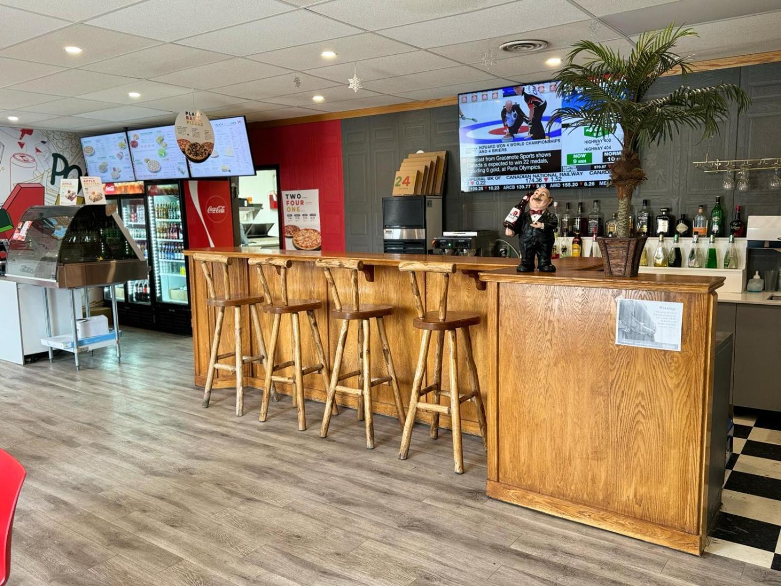 Travel Inn Cochrane Екстериор снимка